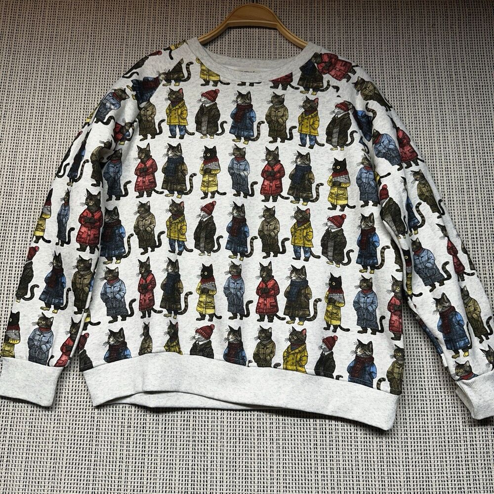 SM Wardrobe Cat Sweatshirt M Gray Winter Cats Coat Print Whimsical Cozy